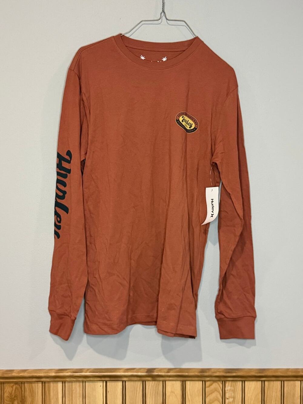 Hurley Everyday Long Sleeve Graphic Tee Size Small